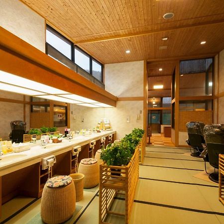 Okada Ryokan Warakutei Такаяма Экстерьер фото