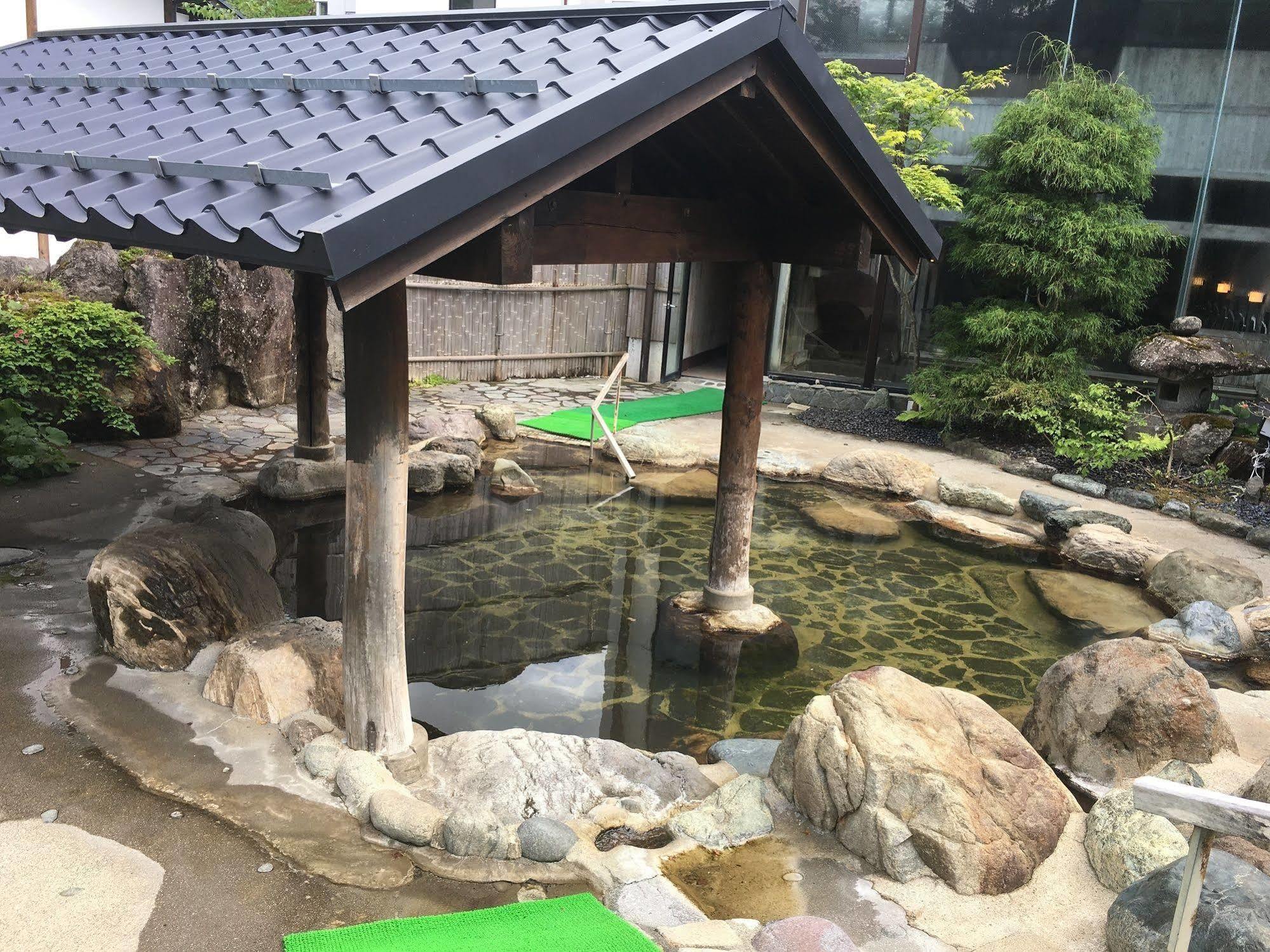 Okada Ryokan Warakutei Такаяма Экстерьер фото